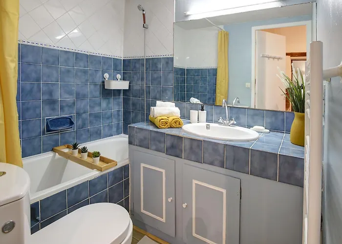 Le Soleil Bleu Lägenhet Nîmes